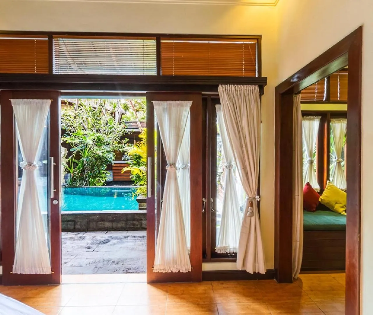 The Bali Dream Villa Seminyak 0*,  Indonézia